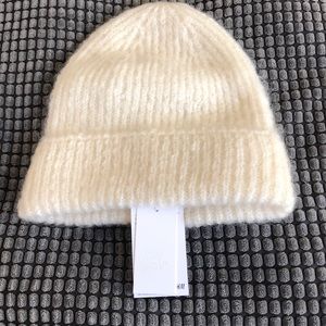White fluffy Beanie Mohair
